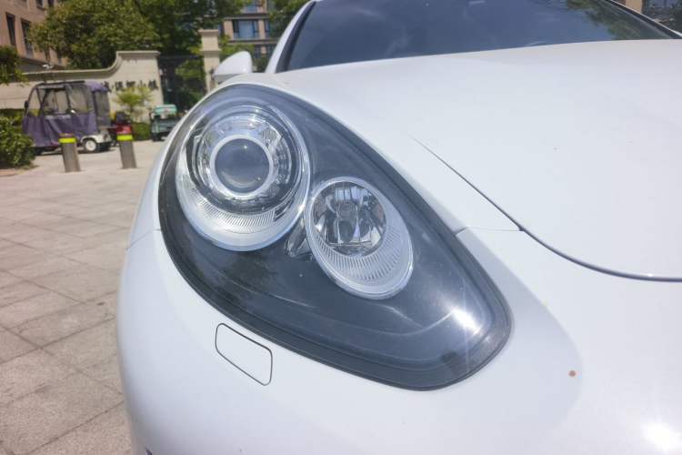 Used Porsche Panamera 2016 Panamera 4 Executive Edition 3.0T Right Front Headlight