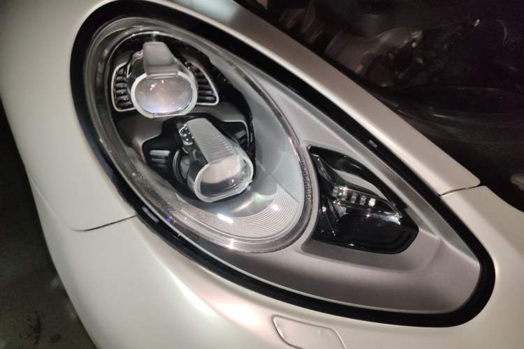 Used Porsche Panamera 2016 Panamera Edition 3.0T Right Front Headlight