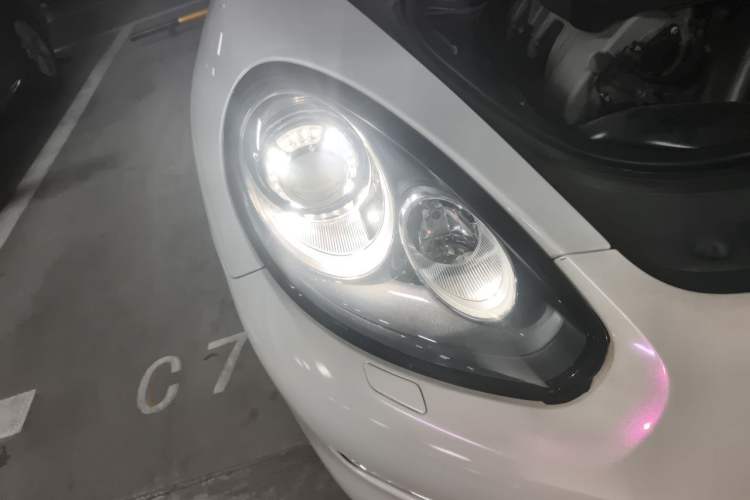 Used Porsche Panamera 2016 Panamera Executive Edition 3.0T Right Front Headlight