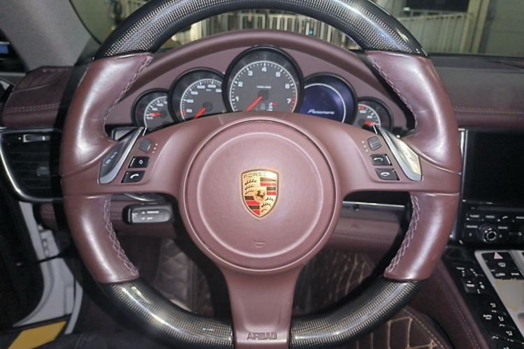 Used Porsche Panamera 2016 Panamera Executive Edition 3.0T Steering Wheel