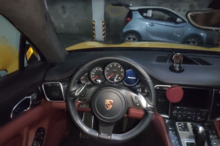 Used Porsche Panamera 2016 Panamera Edition 3.0T Steering Wheel