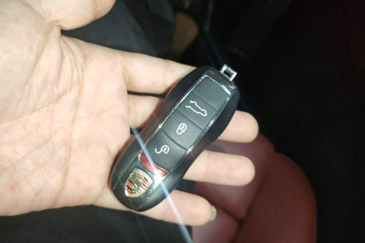 Used Porsche Panamera 2016 Panamera Edition 3.0T Vehicle Key