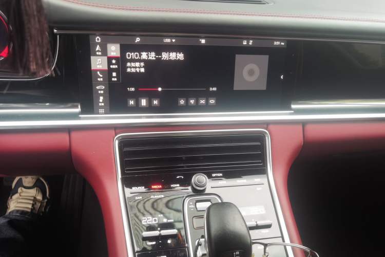 Used Porsche Panamera 2017 Panamera Executive Long Wheelbase 3.0T Audio And AC Panel