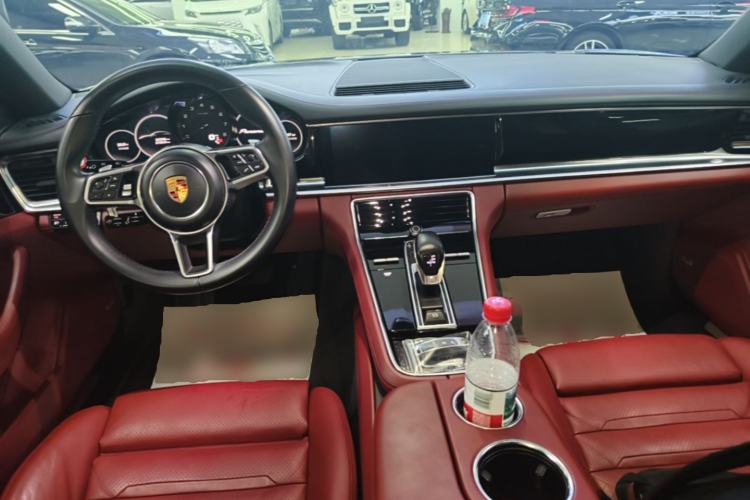 Used Porsche Panamera 2017 Panamera 3.0T Center Console