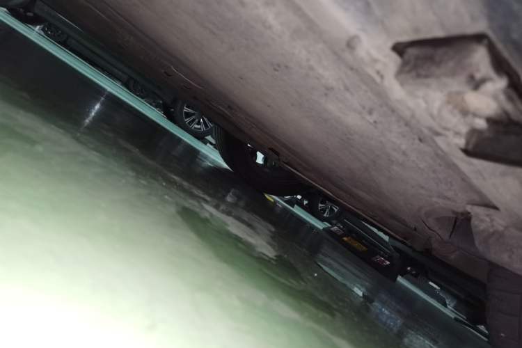 Used Porsche Panamera 2017 Panamera 3.0T Chassis Rear Left