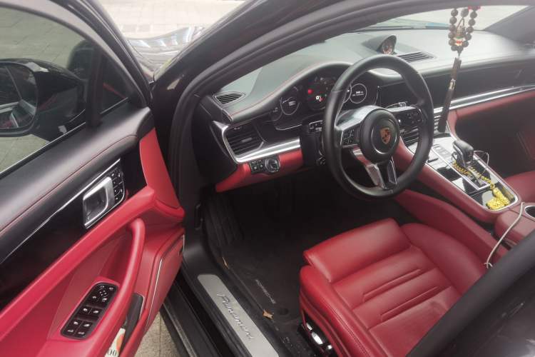 Used Porsche Panamera 2017 Panamera Executive Long Wheelbase 3.0T Driver Seat