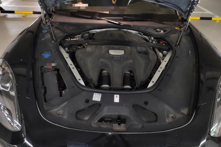 Used Porsche Panamera 2017 Panamera 4S 2.9T Engine Bay