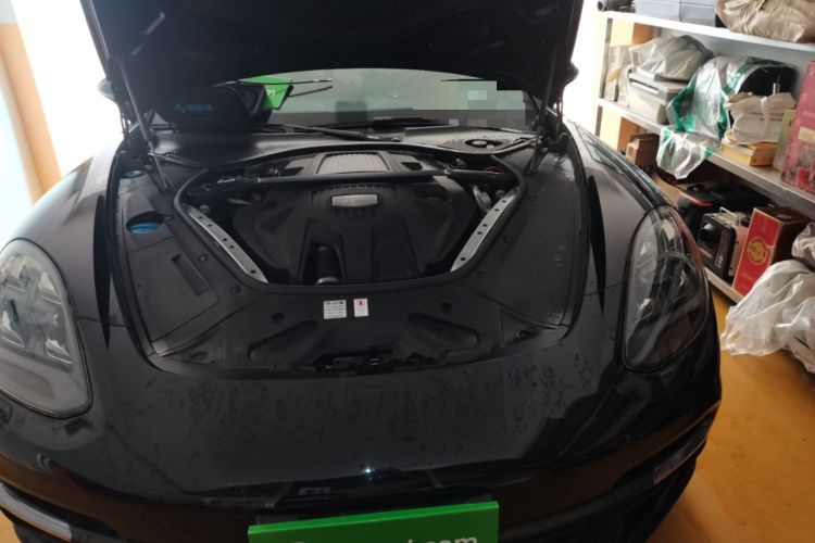 Used Porsche Panamera 2017 Panamera 3.0T Engine Bay Left