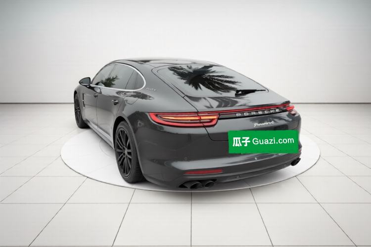 Used Porsche Panamera 2017 Panamera 4 E-Hybrid Executive Long Wheelbase 2.9T Exterior 3