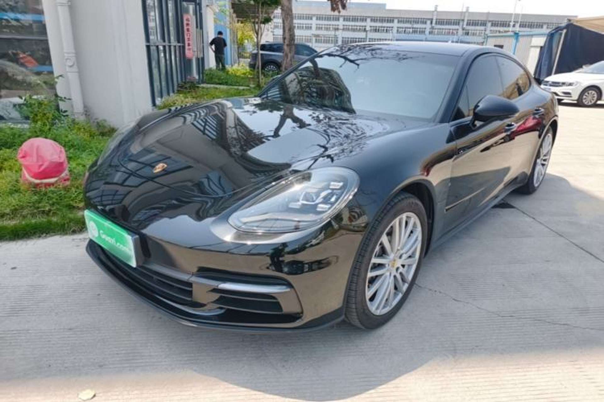 Used Porsche Panamera 2017 Panamera 3.0T Front Left 45 Deg