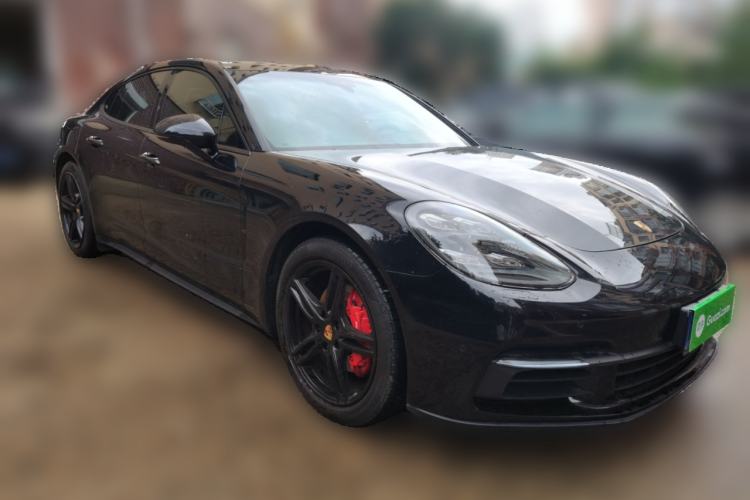 Used Porsche Panamera 2017 Panamera 3.0T Front Right 45 Deg