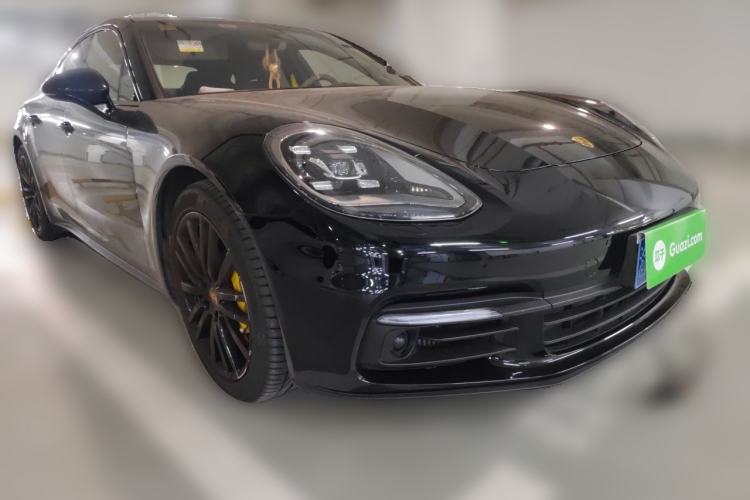 Used Porsche Panamera 2017 Panamera 4S 2.9T Front Right 45 Deg