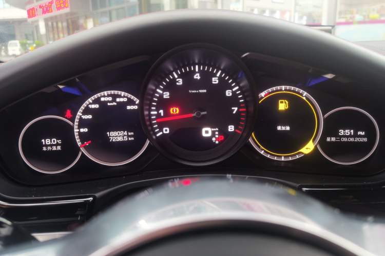 Used Porsche Panamera 2017 Panamera Executive Long Wheelbase 3.0T Instrument Cluster