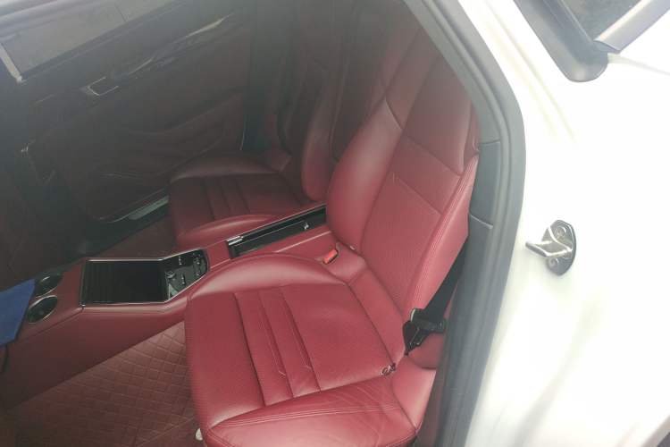 Used Porsche Panamera 2017 Panamera 4 E-Hybrid Executive Long Wheelbase 2.9T Left Rear Seat