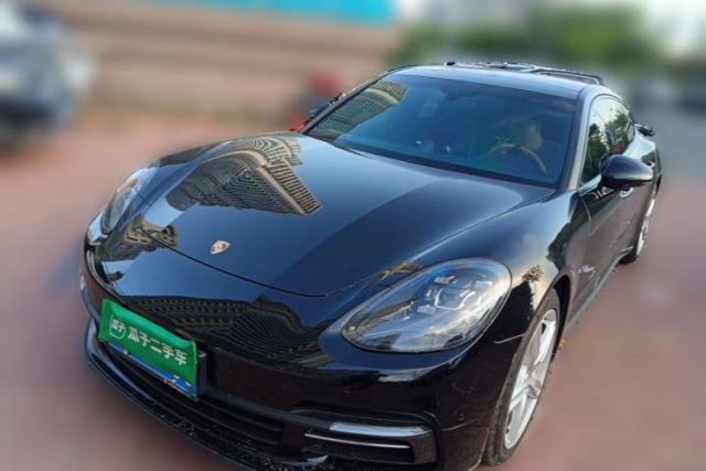 Used Porsche Panamera 2017 Panamera 4 Executive Long Wheelbase 3.0T