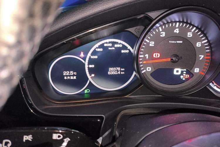 Used Porsche Panamera 2017 Panamera Executive Long Wheelbase 3.0T Odometer Close Up