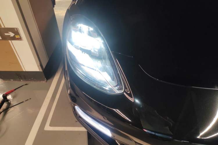 Used Porsche Panamera 2017 Panamera 4 E-Hybrid Executive Long Wheelbase 2.9T Right Front Headlight