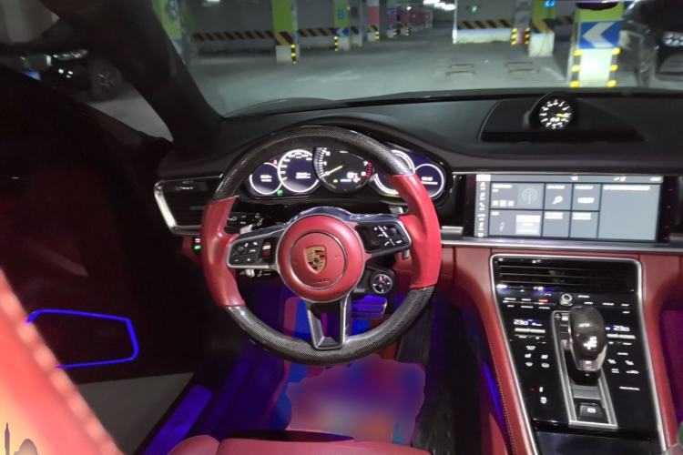Used Porsche Panamera 2017 Panamera 4 E-Hybrid Executive Long Wheelbase 2.9T Steering Wheel