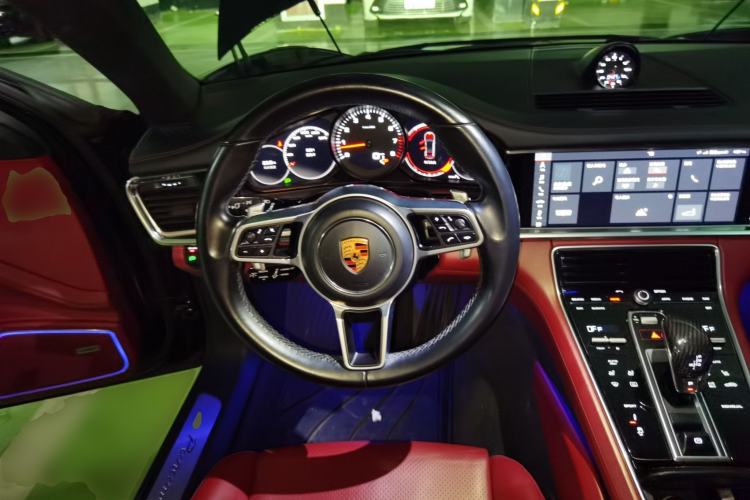 Used Porsche Panamera 2017 Panamera 3.0T Steering Wheel
