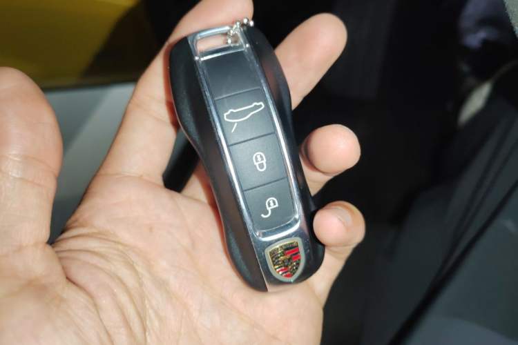 Used Porsche Panamera 2017 Panamera 4S 2.9T Vehicle Key