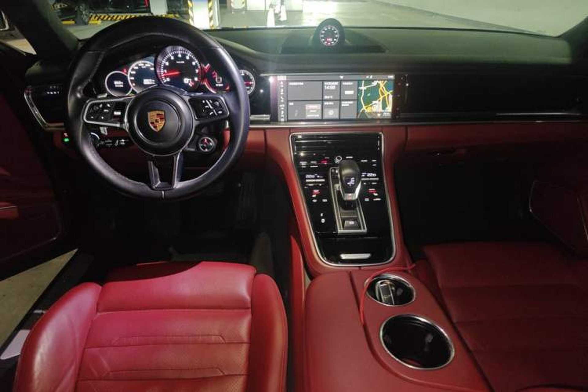 Used Porsche Panamera 2017 Panamera 3.0T Center Console
