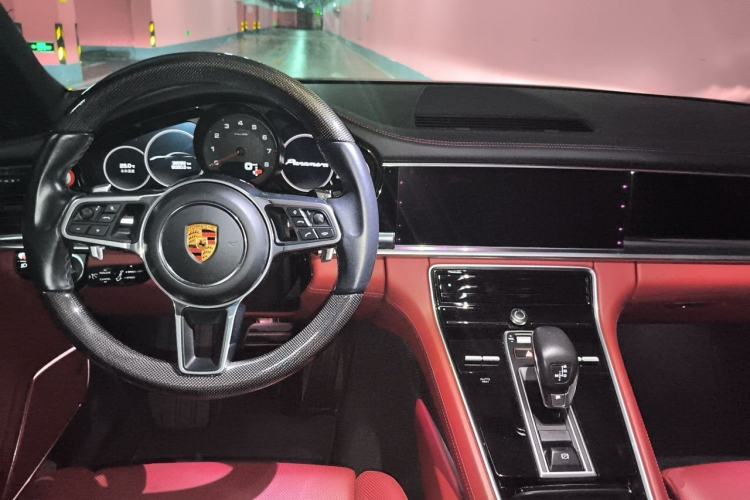 Used Porsche Panamera 2017 Panamera Executive Long Wheelbase 3.0T Center Console