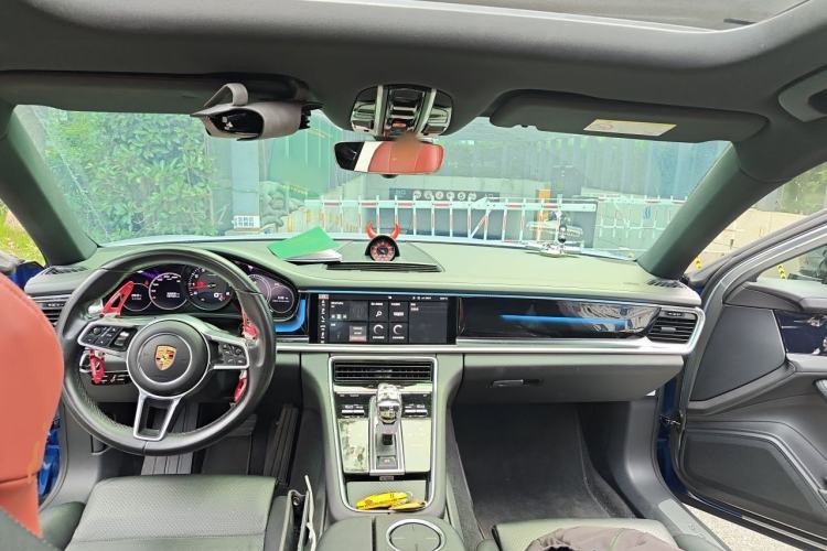Used Porsche Panamera 2017 Panamera 3.0T Center Console