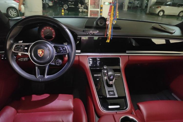 Used Porsche Panamera 2017 Panamera 3.0T Center Console