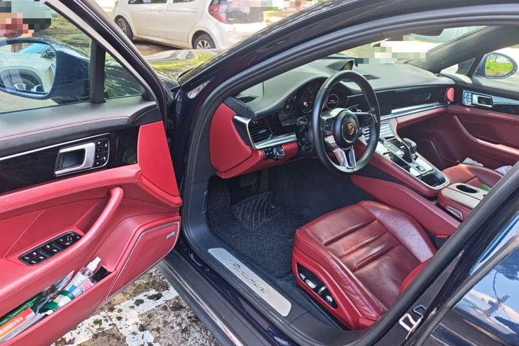 Used Porsche Panamera 2017 Panamera Executive Long Wheelbase 3.0T Driver Seat