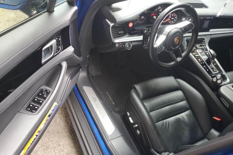 Used Porsche Panamera 2017 Panamera 3.0T Driver Seat