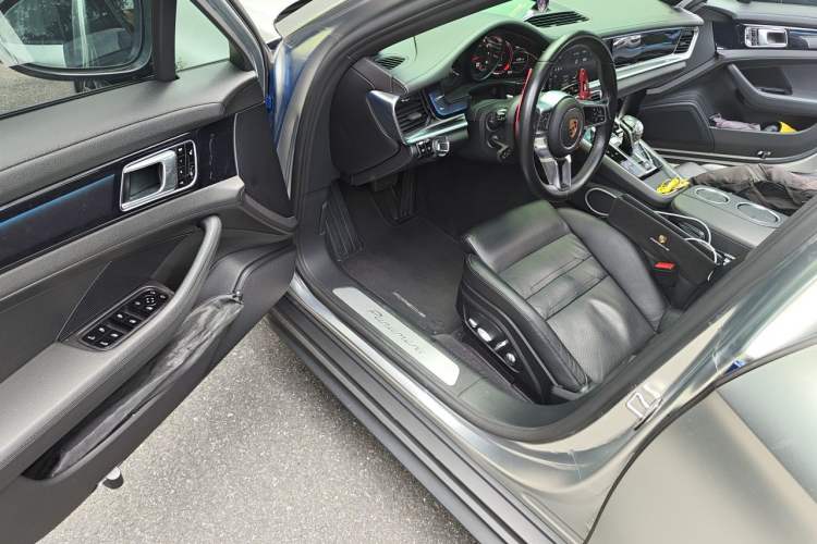 Used Porsche Panamera 2017 Panamera 3.0T Driver Seat