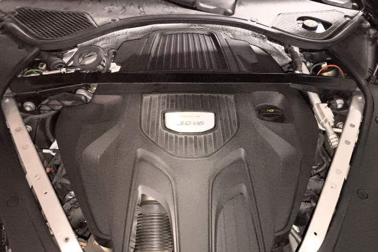 Used Porsche Panamera 2017 Panamera Executive Long Wheelbase 3.0T Engine Bay