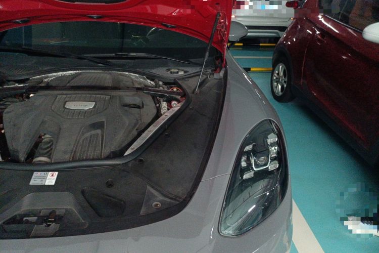 Used Porsche Panamera 2017 Panamera 4 Executive Long Wheelbase 3.0T Engine Bay Left