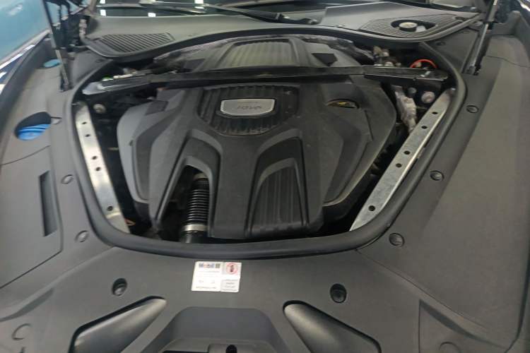 Used Porsche Panamera 2017 Panamera 3.0T Engine Bay
