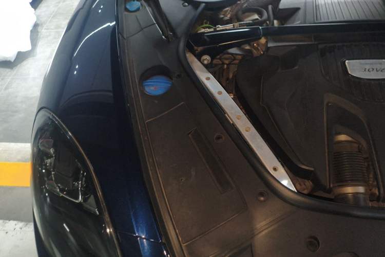 Used Porsche Panamera 2017 Panamera 4 Executive Long Wheelbase 3.0T Engine Bay Right