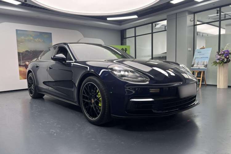 Used Porsche Panamera 2017 Panamera 4 E-Hybrid Sport Turismo 2.9T Exterior 2