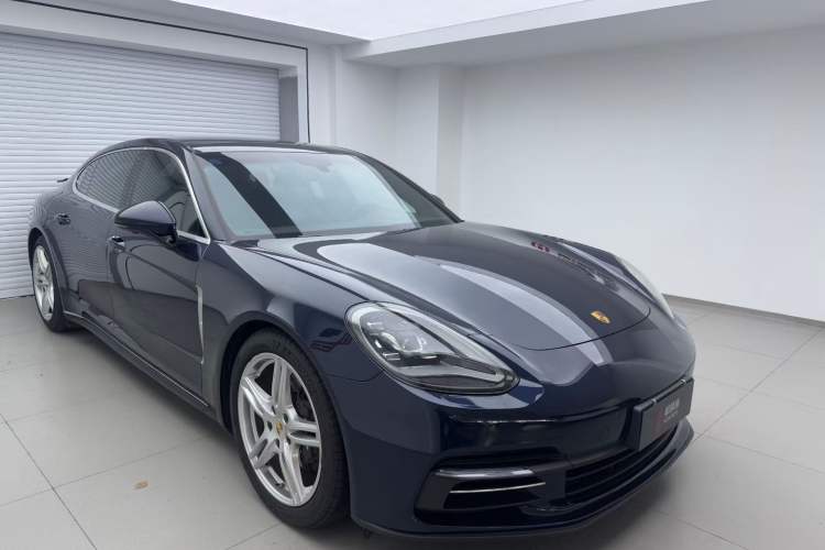 Used Porsche Panamera 2017 Panamera 4 Executive Long Wheelbase 3.0T Exterior 2