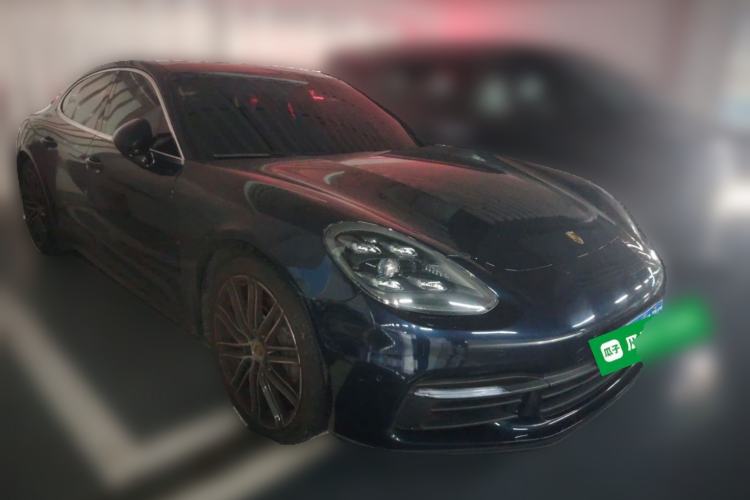 Used Porsche Panamera 2017 Panamera 4S 2.9T Front Right 45 Deg