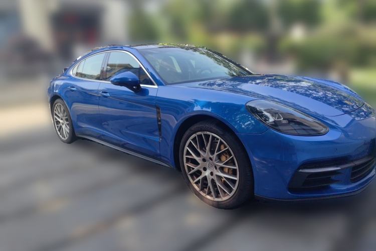 Used Porsche Panamera 2017 Panamera 3.0T Front Right 45 Deg