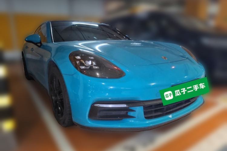 Used Porsche Panamera 2017 Panamera 3.0T Front Right 45 Deg