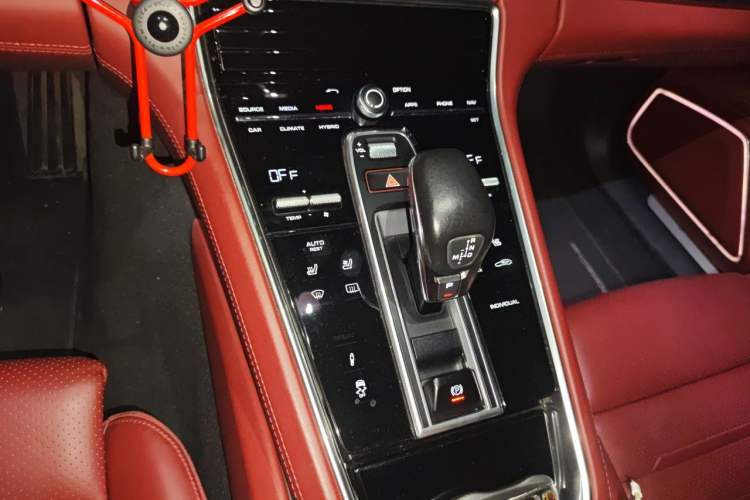 Used Porsche Panamera 2017 Panamera 4 E-Hybrid Executive Long Wheelbase 2.9T Gear Lever