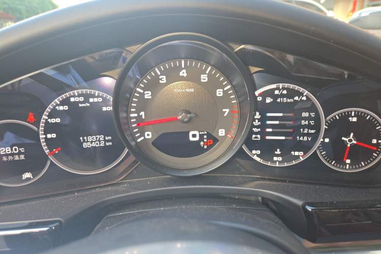 Used Porsche Panamera 2017 Panamera 3.0T Instrument Cluster