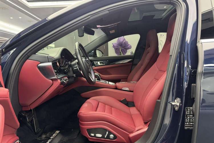 Used Porsche Panamera 2017 Panamera 4 E-Hybrid Sport Turismo 2.9T Interior 2