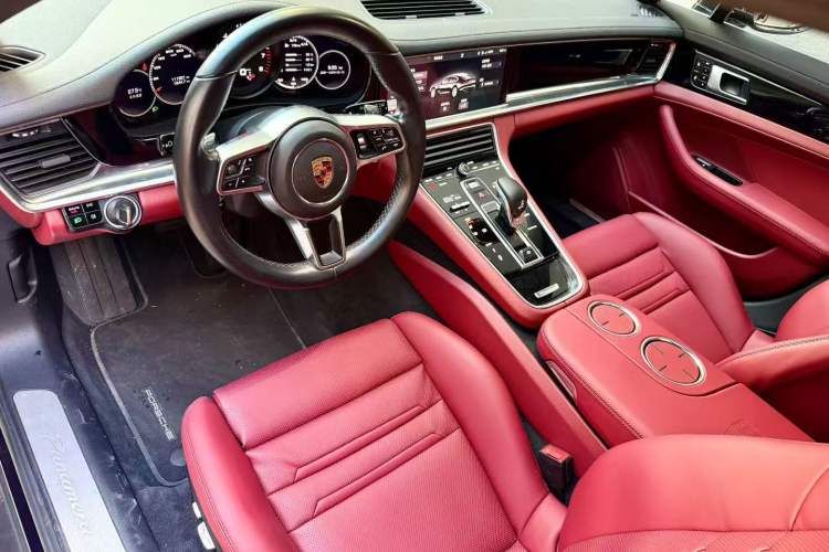 Used Porsche Panamera 2017 Panamera 3.0T Interior 2