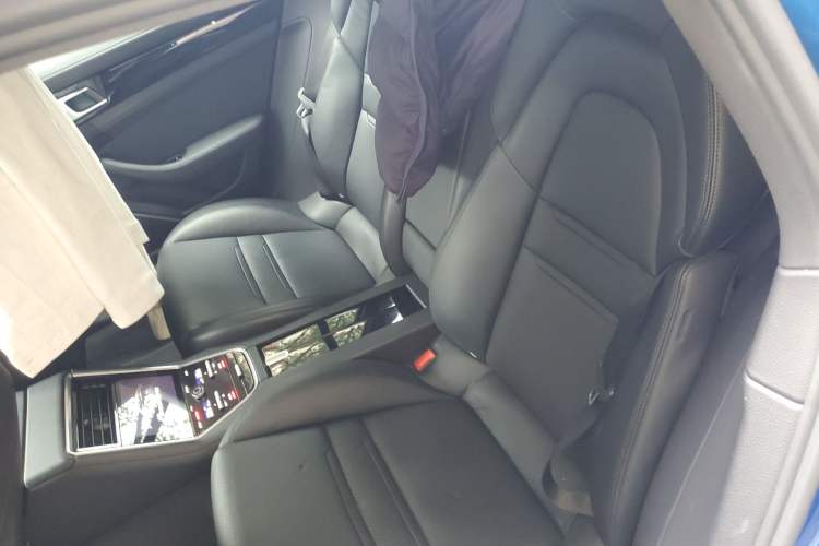 Used Porsche Panamera 2017 Panamera 3.0T Left Rear Seat