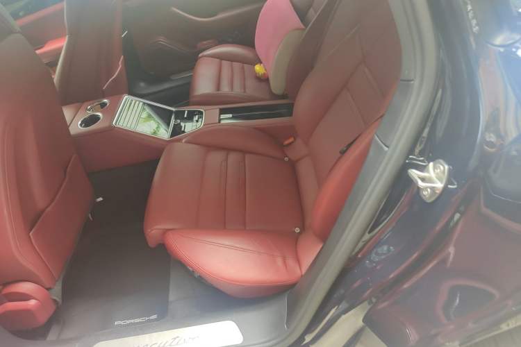 Used Porsche Panamera 2017 Panamera Executive Long Wheelbase 3.0T Left Rear Seat