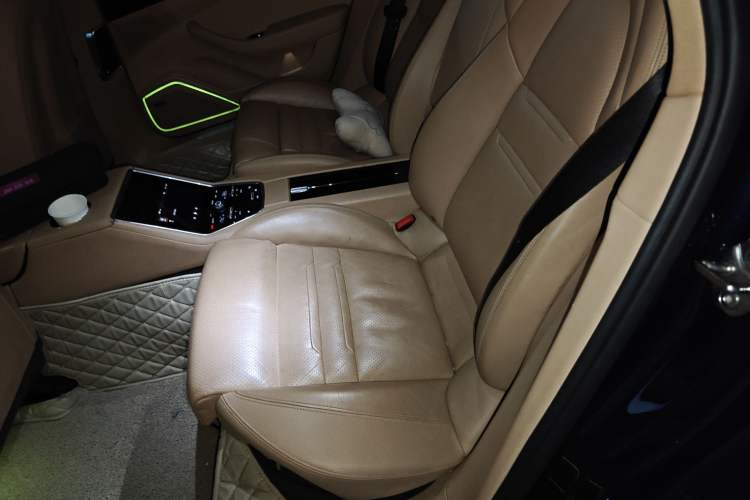 Used Porsche Panamera 2017 Panamera Executive Long Wheelbase 3.0T Left Rear Seat