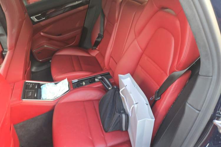 Used Porsche Panamera 2017 Panamera 3.0T Left Rear Seat