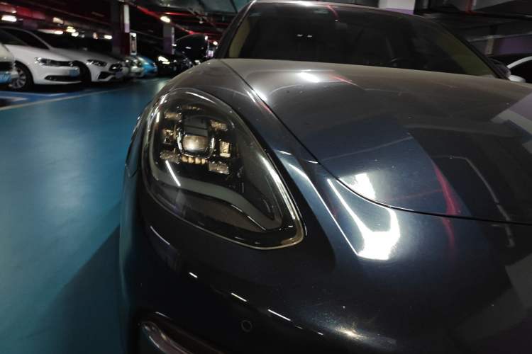 Used Porsche Panamera 2017 Panamera Executive Long Wheelbase 3.0T Right Front Headlight