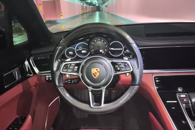 Used Porsche Panamera 2017 Panamera Executive Long Wheelbase 3.0T Steering Wheel